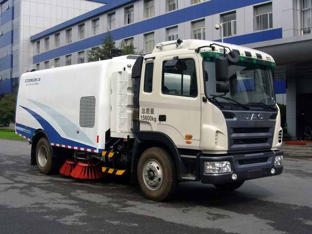 路之友牌扫路车