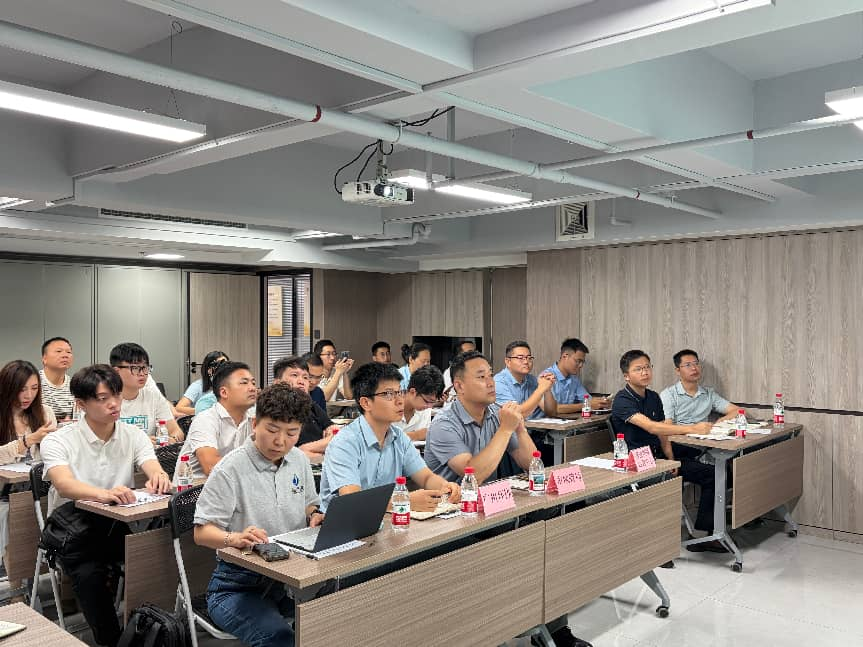 政策领航  智净羊城 ——广州市无人驾驶装备专题培训会顺利举办